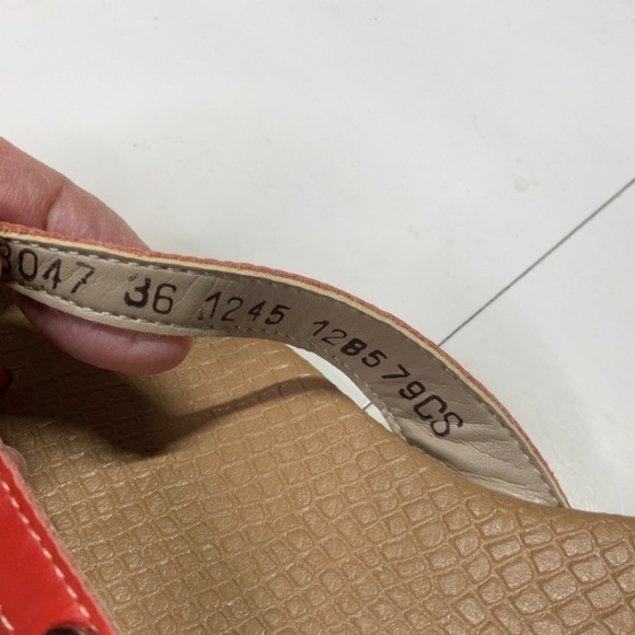 CARMEN STEFFENS Genuine Leather Strappy Flat Sandals MADE IN BRAZIL US Sz 6 - Picture 7 of 8